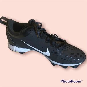 NIKE softball shoes size 7.5 women’s only used a handful of times.